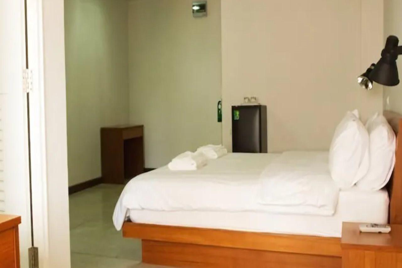 เดอะ นุก ประตูน้ำ Bed & Breakfast กรุงเทพมหานคร ภายนอก รูปภาพ