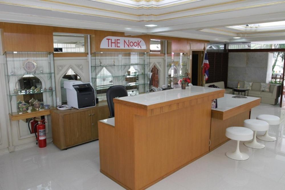 เดอะ นุก ประตูน้ำ Bed & Breakfast กรุงเทพมหานคร ภายนอก รูปภาพ